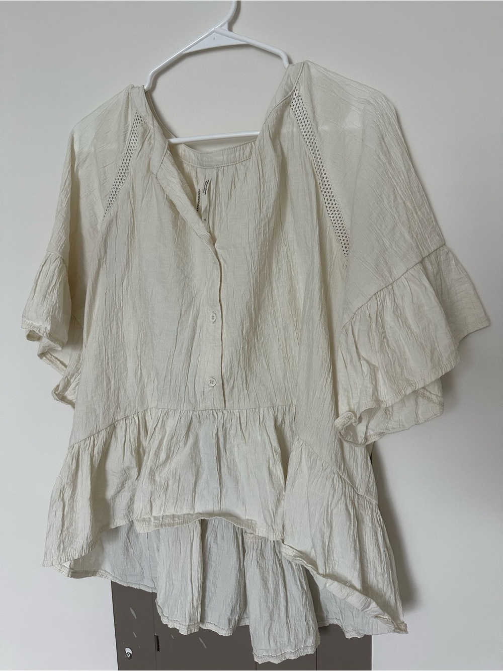 Anthropologie Cream Ruffled Button-Front Peasant Top